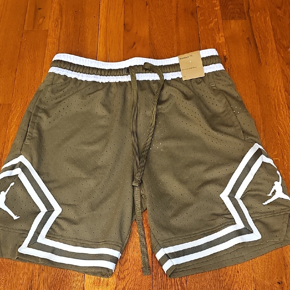 NWT Men's Olive Green Basketball Shorts